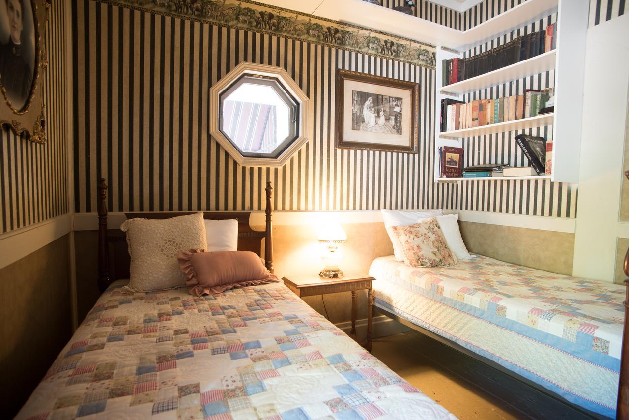 Avery Hotel מראה חיצוני תמונה